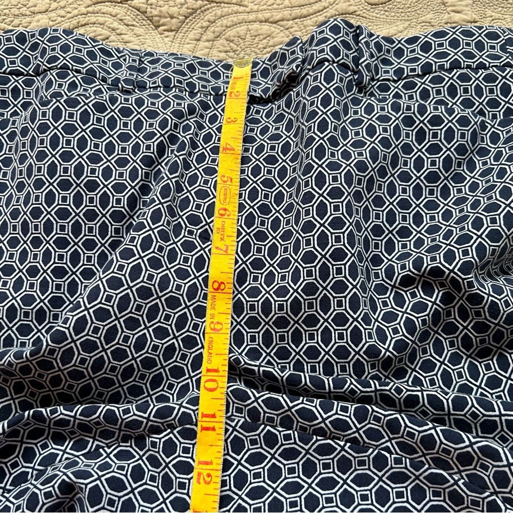 Geometric Patterned Spring Pants - Picture 5 of 9